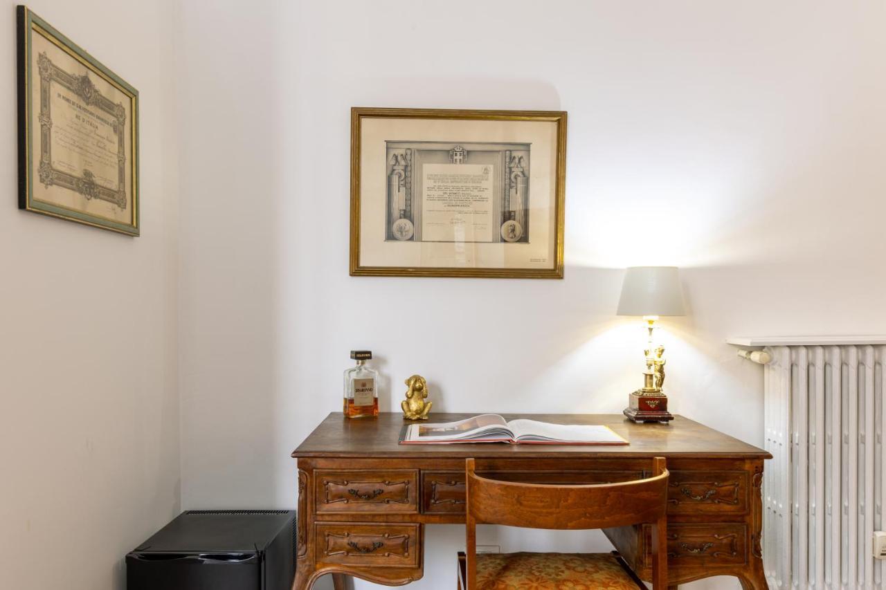 Gentile Suites - Private Rooms Рим Экстерьер фото